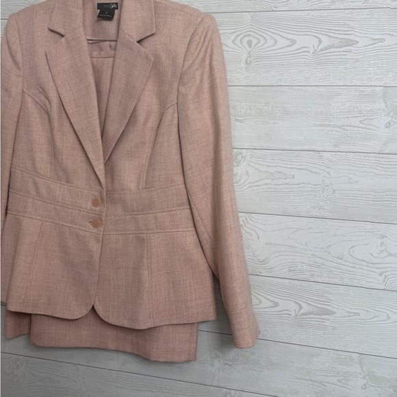 East Fifth Women’s Dusty Rose Pink Tweed Skirt & Blazer Suit. Size 12 - Picture 3 of 13
